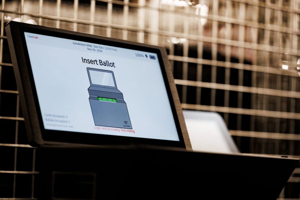 Supreme Court allows Trump administration to use citizenship database for voter screening