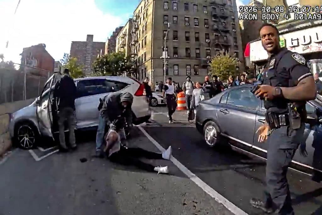 ICE officer shoots man in New York car with 5-year-old child during arrest
