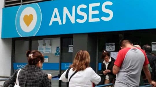 ANSES inicia pagos mensuales para jubilados y beneficiarios de asignaciones