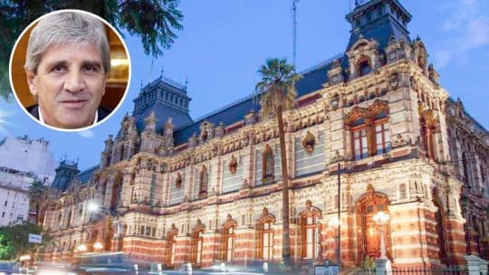 Gobierno avanza con privatización de AySA: dos consorcios en fase final