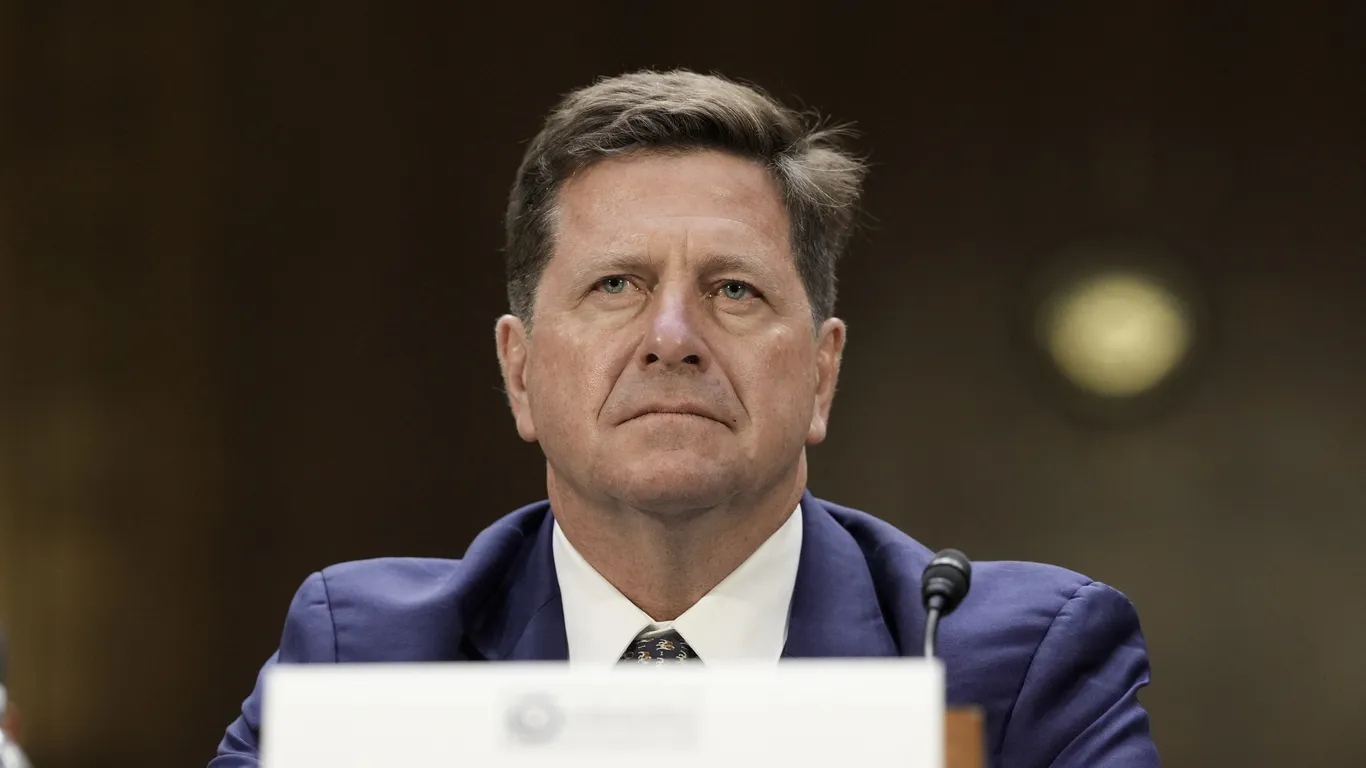 Trump Expected to Name Jay Clayton as White House AI Czar