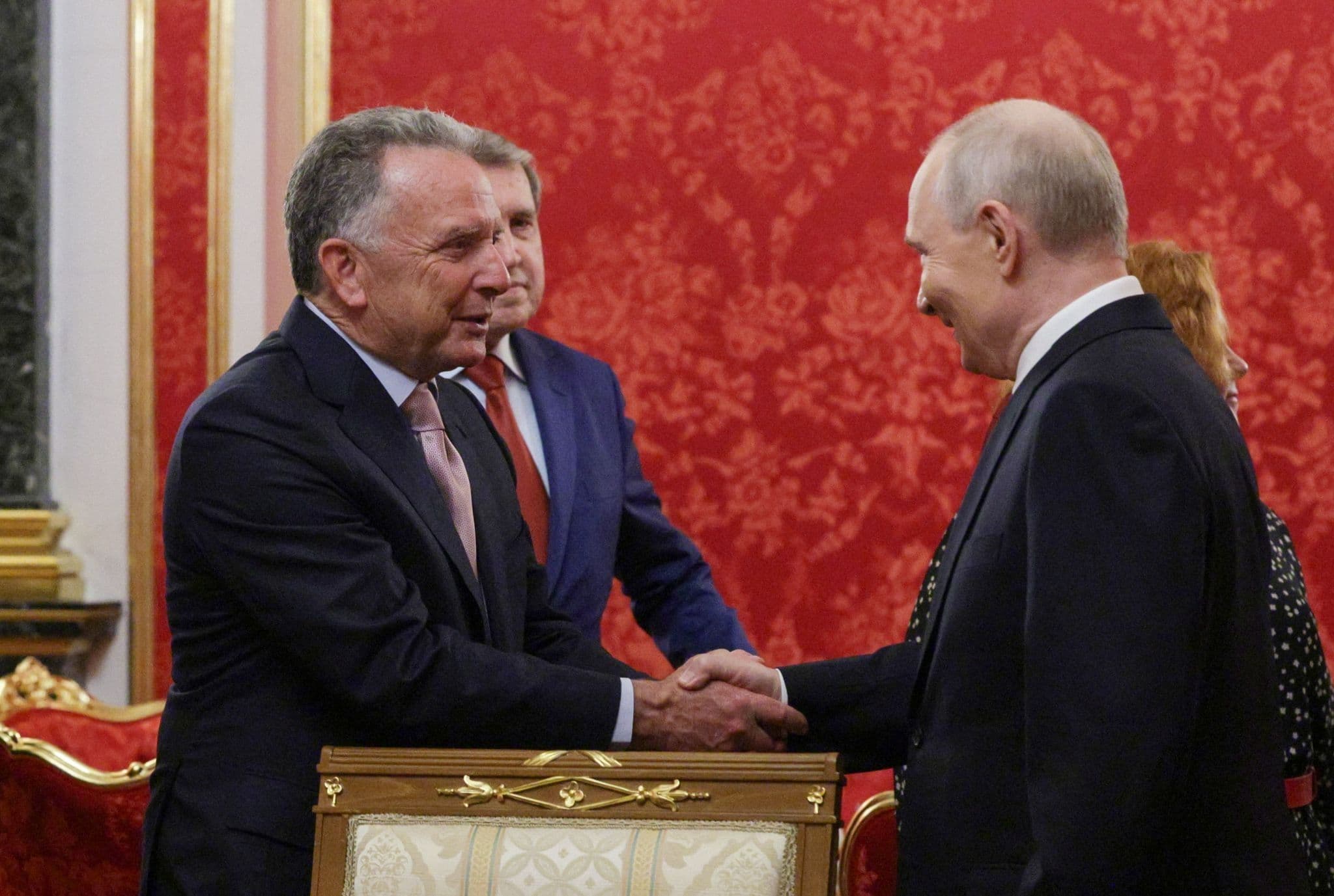 US Envoy Witkoff Meets Putin to Discuss Ukraine Peace Proposals