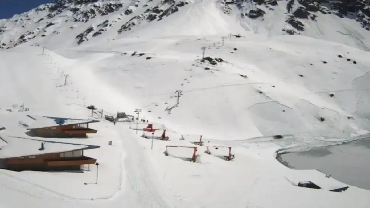 Avalancha en centro de esquí Portillo en Chile deja varios muertos y heridos