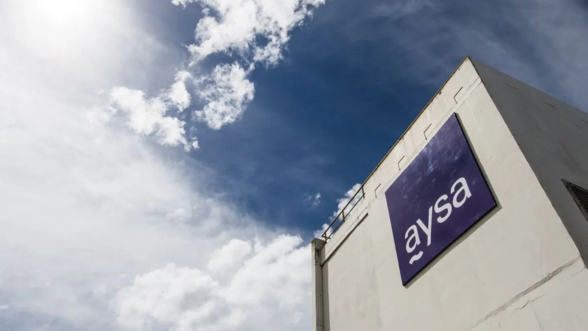 Legisladores presentan amparo para frenar privatización de AySA