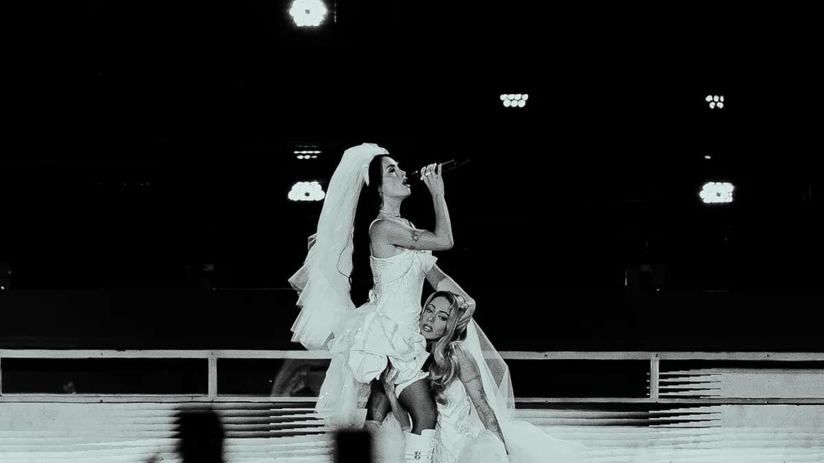 Lali Espósito y Tini Stoessel se presentan juntas en River Plate
