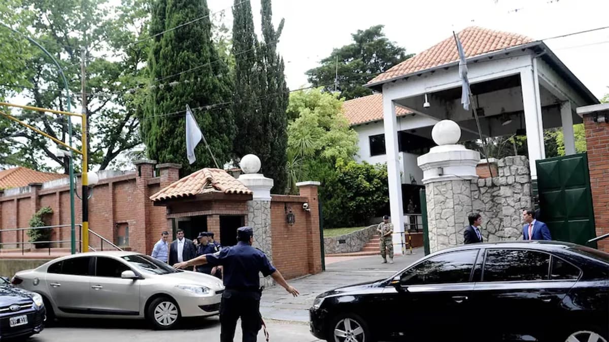 Gobierno disuelve administración de Quinta de Olivos y Casa Militar asume seguridad