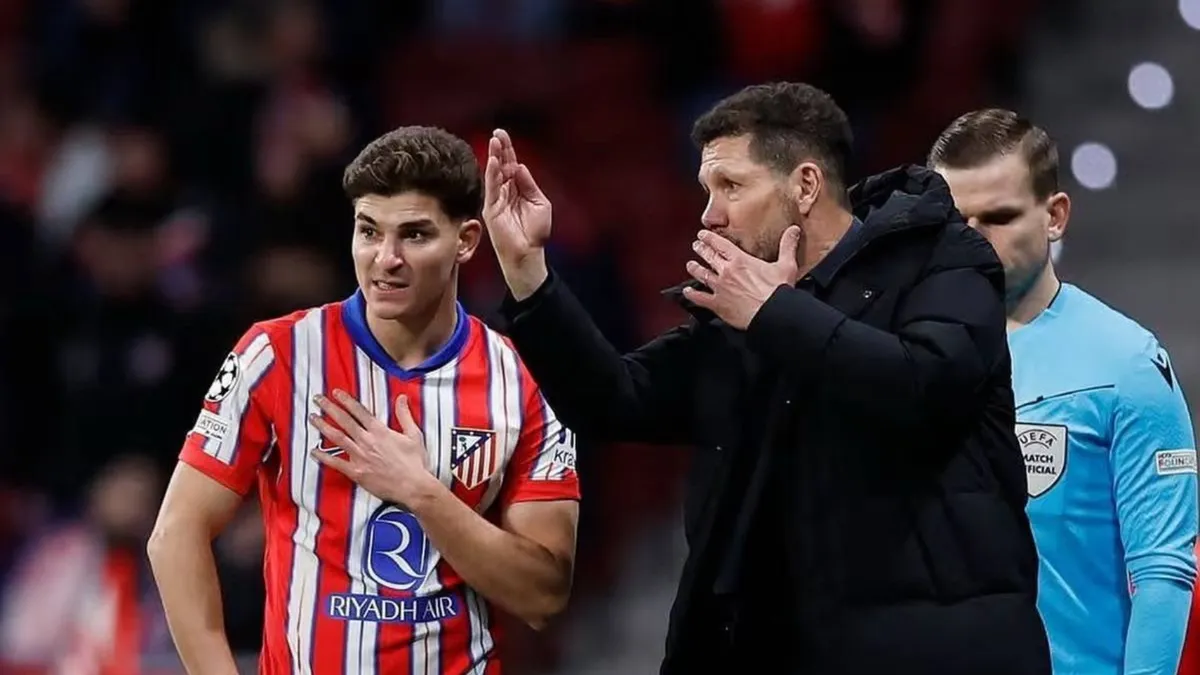 Simeone confirma que Julián Álvarez estará disponible para el clásico ante Real Madrid