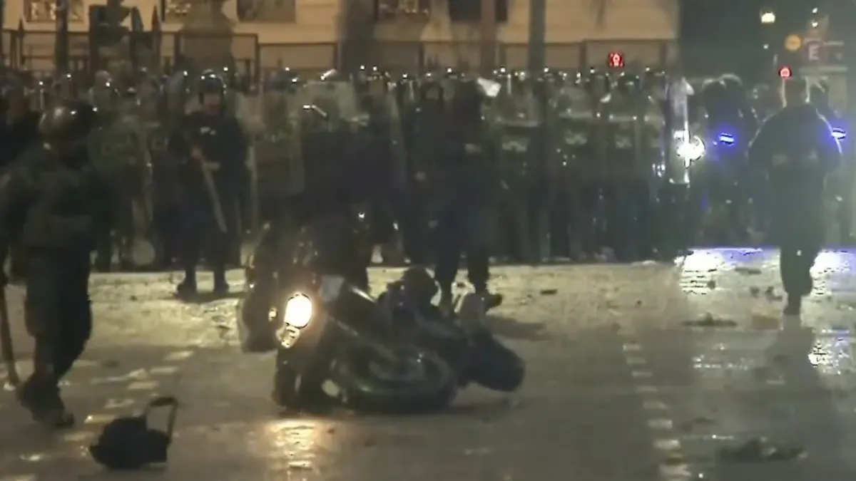 Incidentes y represión en Marcha Federal Universitaria en Congreso