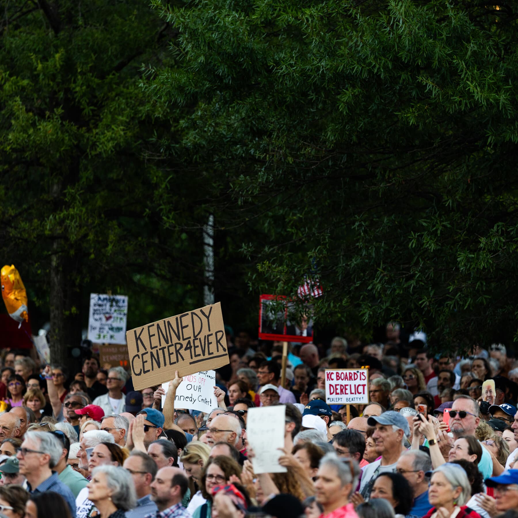 Trump Threatens to Demolish Kennedy Center Over Naming Dispute