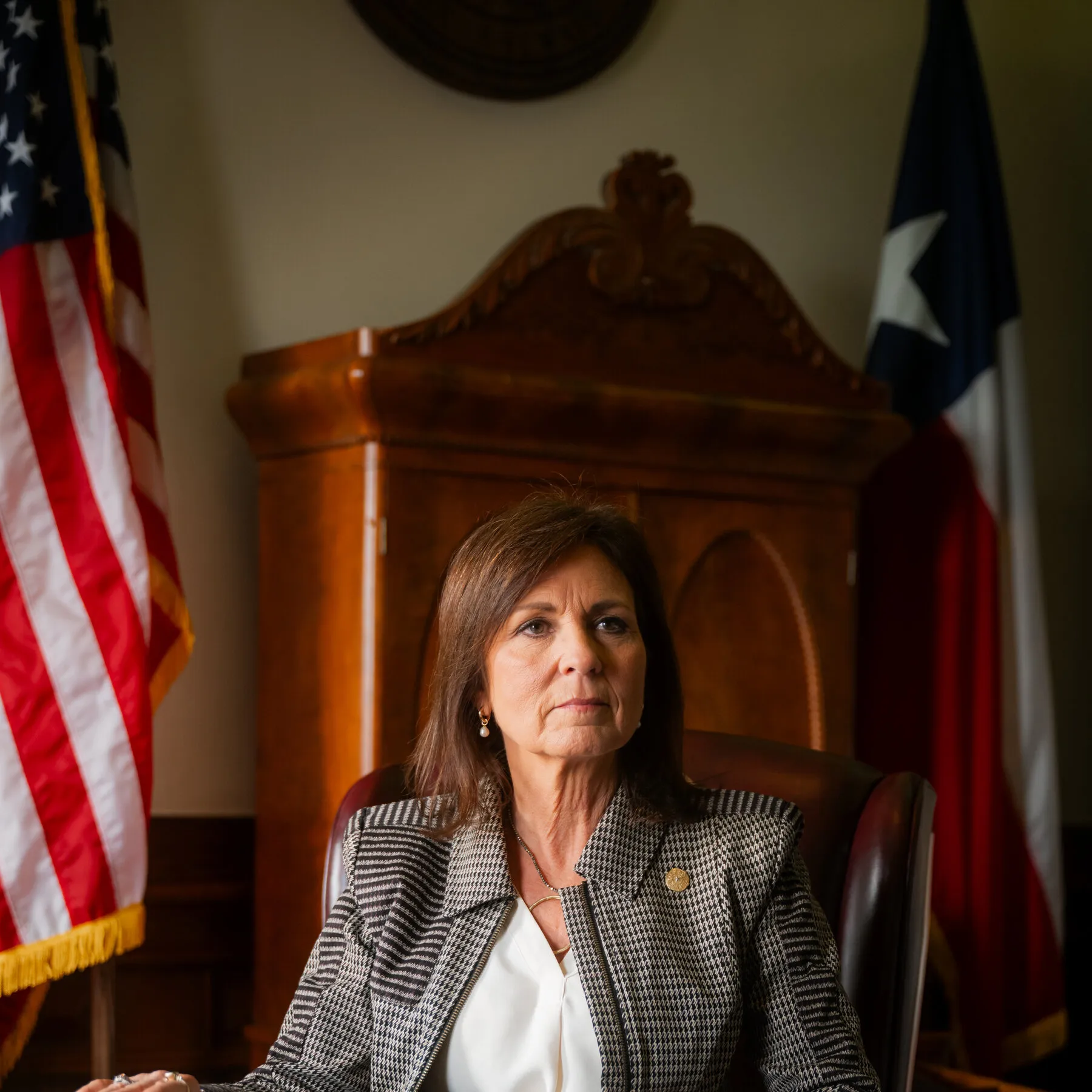 Ken Paxton's Estranged Wife Backs GOP Ticket in Campaign Ad